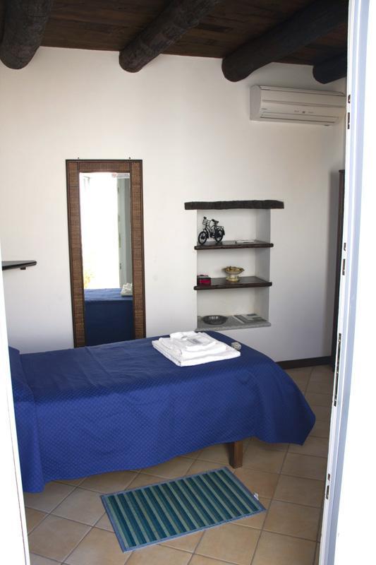 B&B Amphisya Roccella Ionica Exterior foto